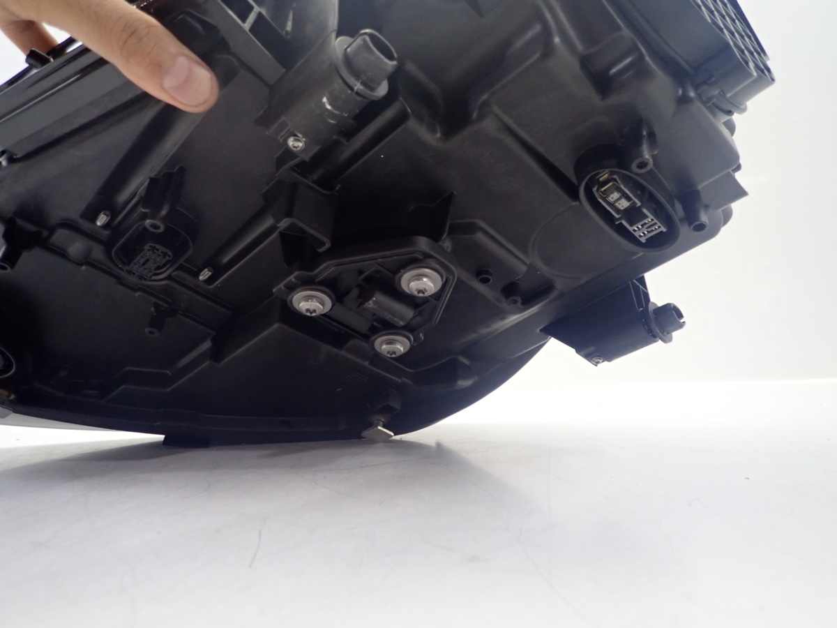 カイエン ポルシェ | プロに任せる自動車 2015年式 後期 ポルシェ『カイエン』新型、史上最強1156馬力のフル電動SUVに…1335万円 中古車詳細 0 S-Eハイブリッド ドアミラー レンズ &frasl; 対応 写真47枚ポルシェ新型EV「カイエン・エレクトリック」世界初公開 純正交換