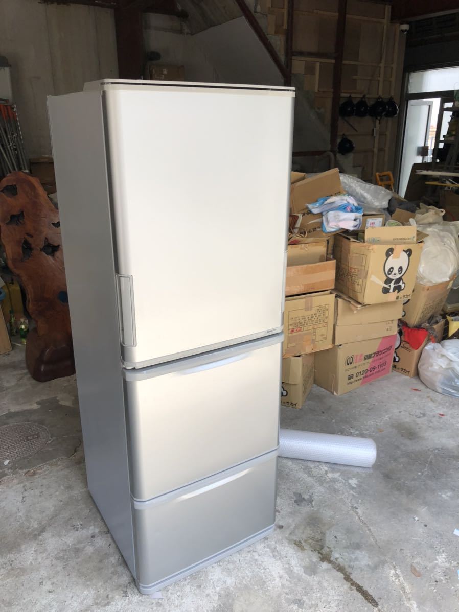 シャープ 3ドア冷蔵庫 SHARP ノンフロン冷蔵冷凍庫 SJ-W351C-S 京都市山科区発〜 