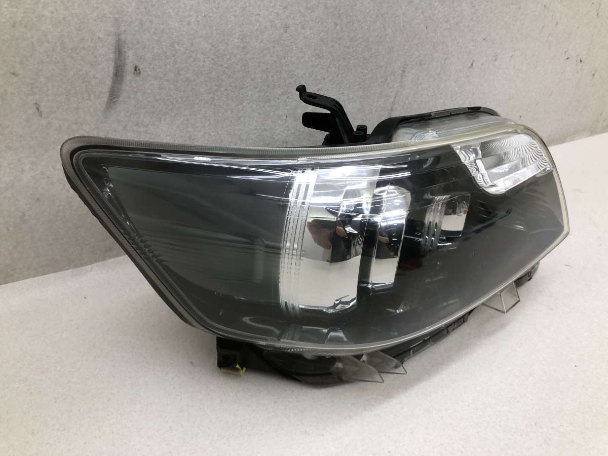 ルミオン カローラ NZE151N HID 後期 ヘッドライト トヨタ カローラ 
