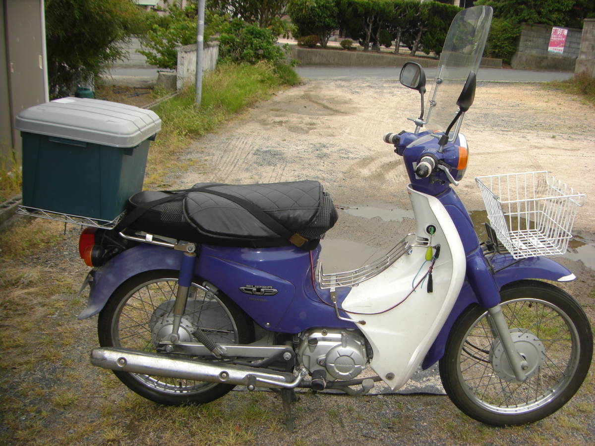 自賠責書類を格納（ホンダ カブ 110 ja07 自賠責3年弱付 スーパーカブ110）