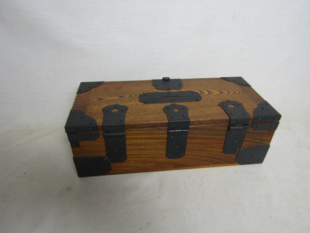 千両箱、銭函、木製貯金箱、貯金箱、欅無垢製、アンティーク風拭き漆