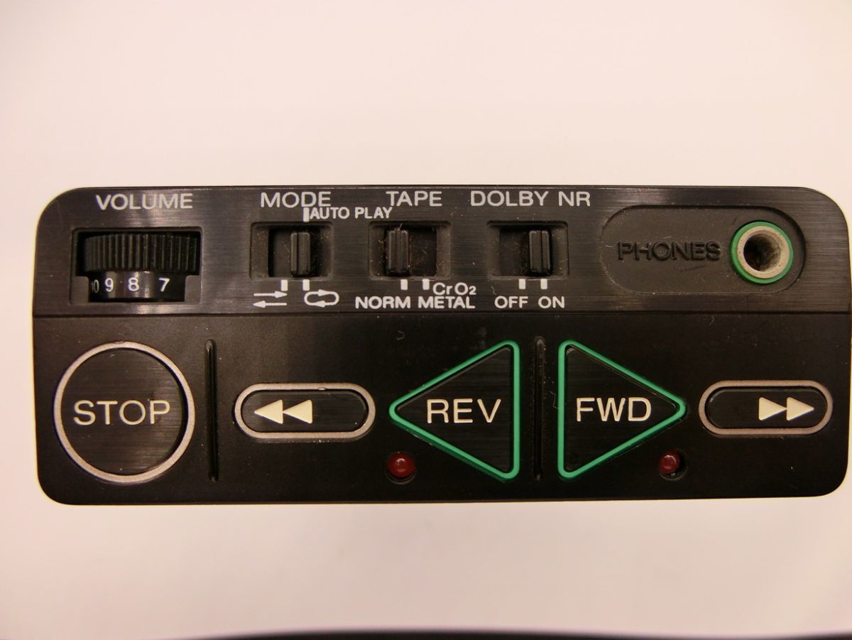 T【ゆ-09】【60サイズ】SONY ソニー/オートリバース ウォークマン WM-7
