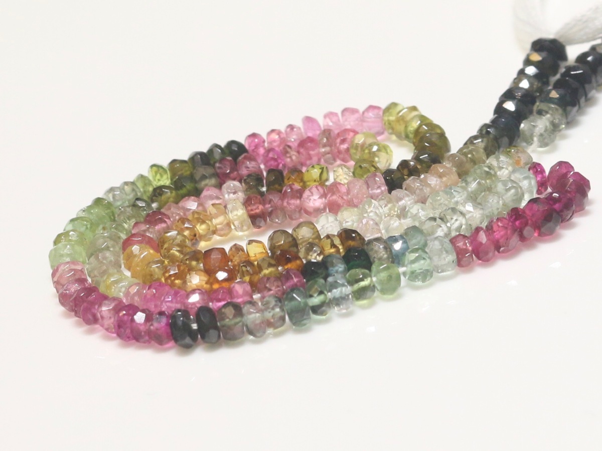  高品質 カラフルトルマリン 長さ約36cm 大きさ約3.6mm 重さ約38.45ct ボタンビーズ(天然石、半貴石)｜売買されたオークション情報、yahooの商品情報をアーカイブ公開 - オークファン 天然石、半貴石