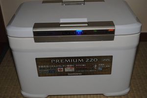 アイスホワイト 170 3 235 シマノ Shimano クーラーボックス 釣り用 フィクセル プレミアム 12 30 2418 Scowlshop Com