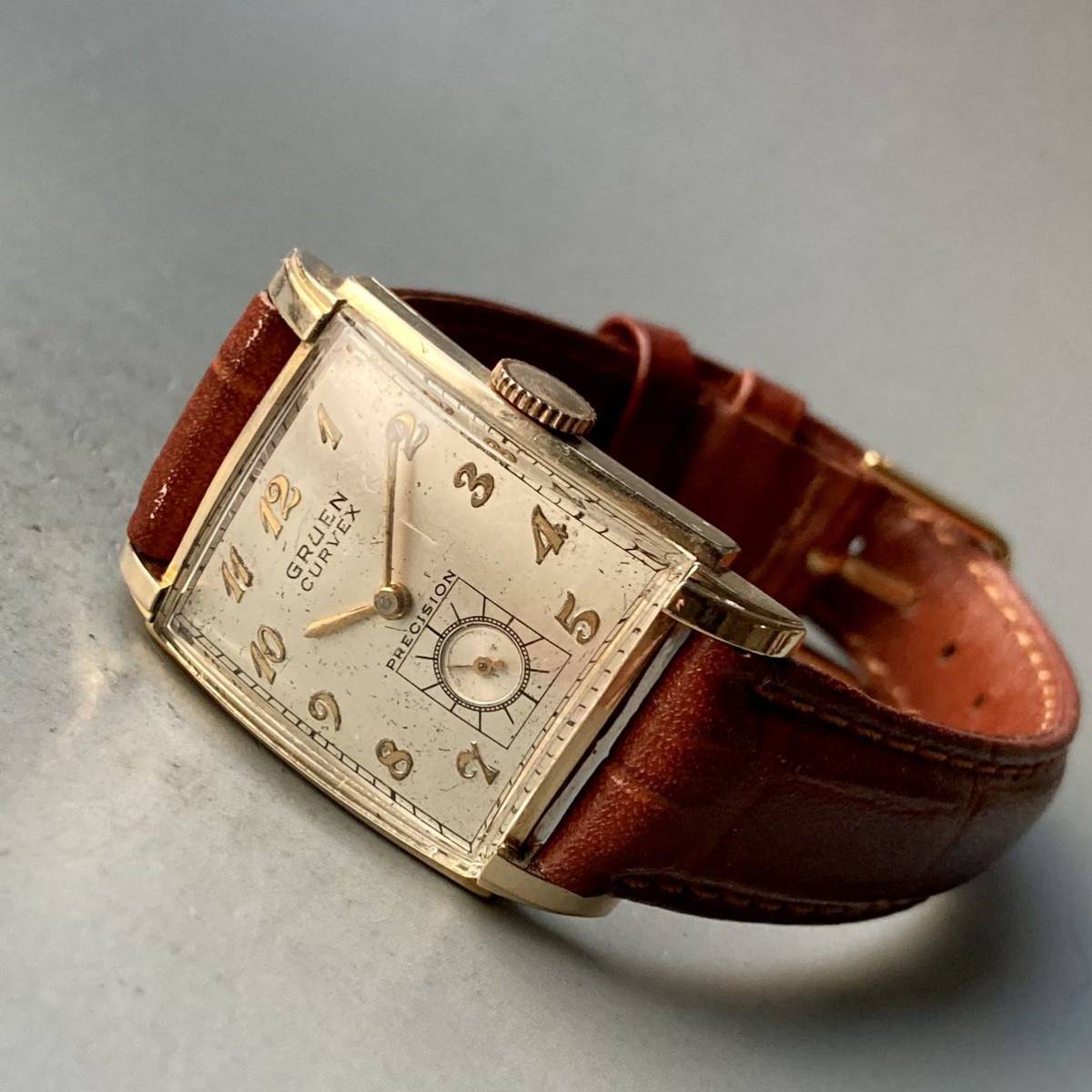 動作良好】グリュエン カーベックス アンティーク 腕時計 1940年代 手