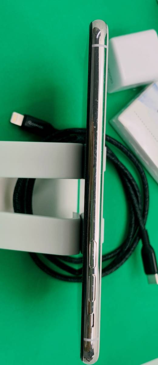 「PDセット付属」Apple iPhone Xs 256GB パネル新品 急速チャージ MTE12J/A Softbank SIMフリー シルバー「送料無料」220506 iPhone XS 256GB スペース 商品一覧｜ムスビー中古スマホ・中古タブレット専門 XSの通販
