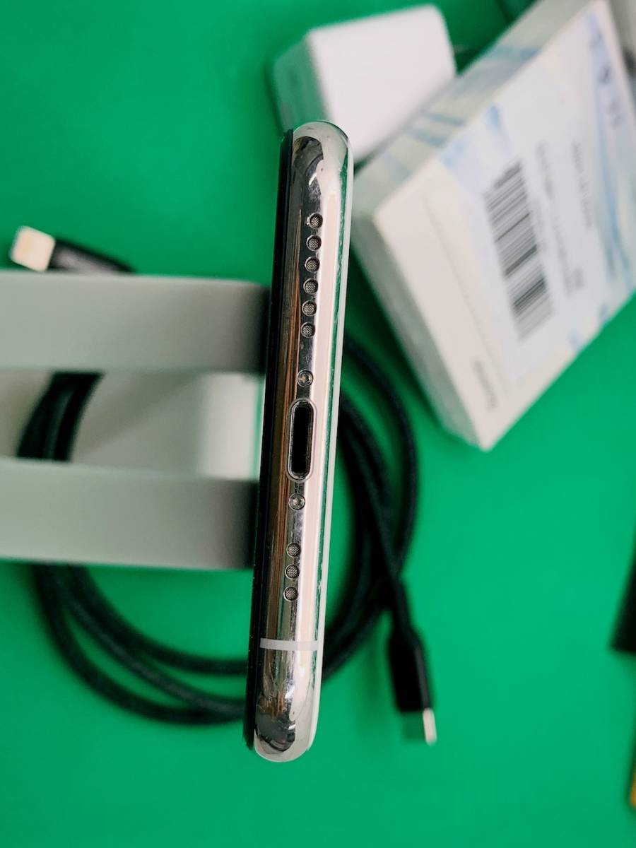 「PDセット付属」Apple iPhone Xs 256GB パネル新品 急速チャージ MTE12J/A Softbank SIMフリー シルバー「送料無料」220506 iPhone XS 256GB スペース 商品一覧｜ムスビー中古スマホ・中古タブレット専門 XSの通販