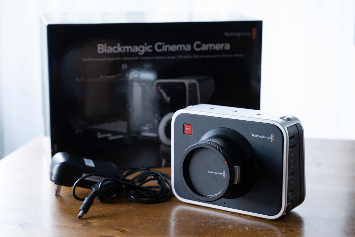 BMCC 2.5K Blackmagic Design Cinema Camera EFマウント(プロ用、業務