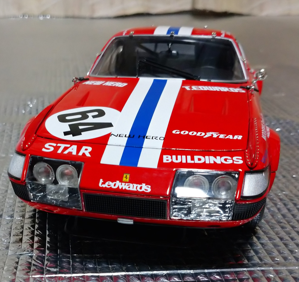 京商1/18 フェラーリ365GTB/4 デイトナ24時間レース1977＃64 1⁄18
