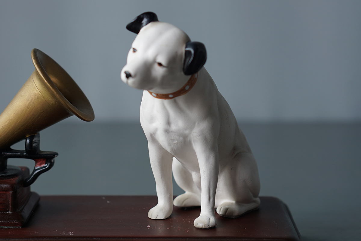 Victor ビクター犬 ニッパー 陶器製 蓄音機台座付 HMV His Master's