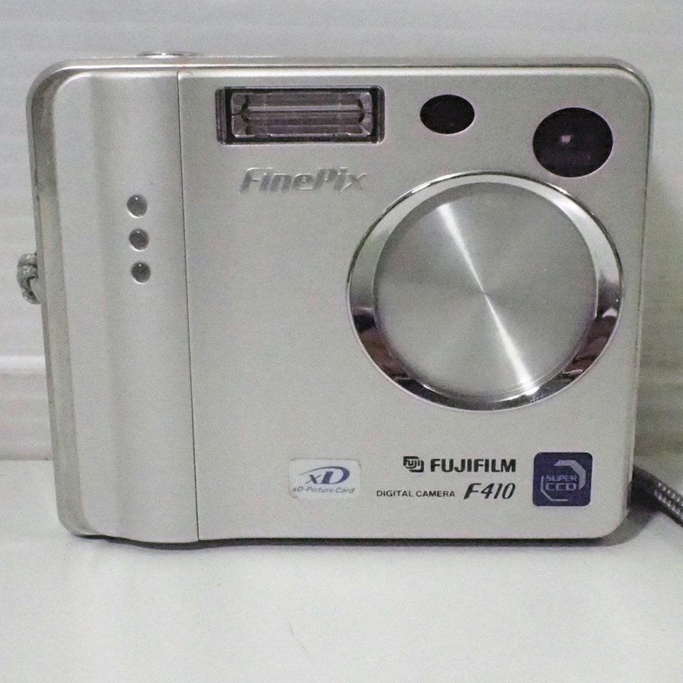 m002 D3【富士フイルム FUJIFILM FinePix F410 SUPER CCD 中古  