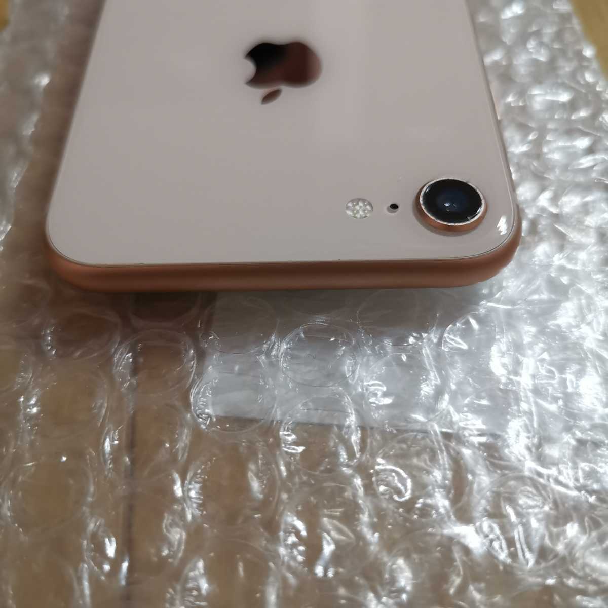 Apple iPhone8 SIMフリー ローズゴールド 白ロム au バッテリー85