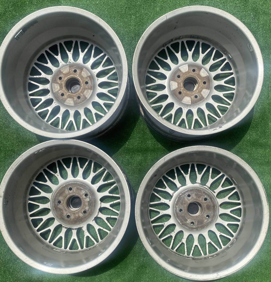 BBS RG-R RG054,RG053 17インチ7J+ 45、7.5J +50 PCD114.3 5穴センター 