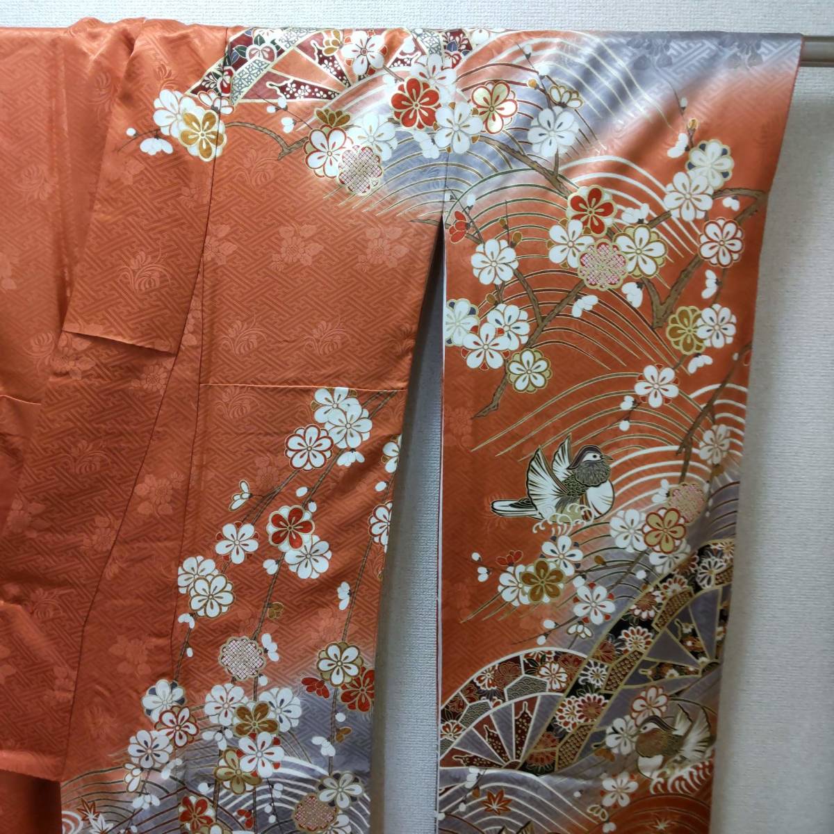 花美人□豪華振袖 枝垂れ桜 舞蝶土車花文 暈し染め 金銀彩 逸品 駒刺繍 