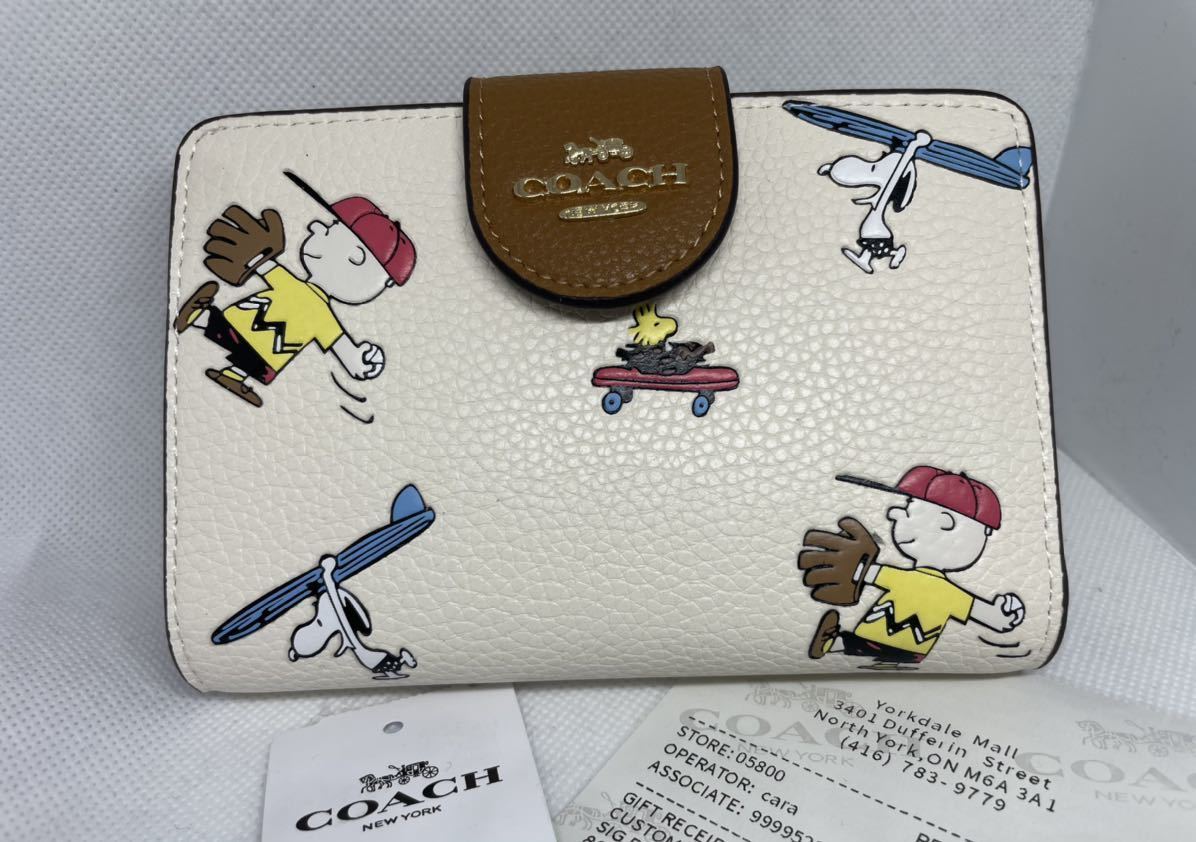 COACH スヌーピー コラボ　折り財布　コンパクト　ウォレット　未使用