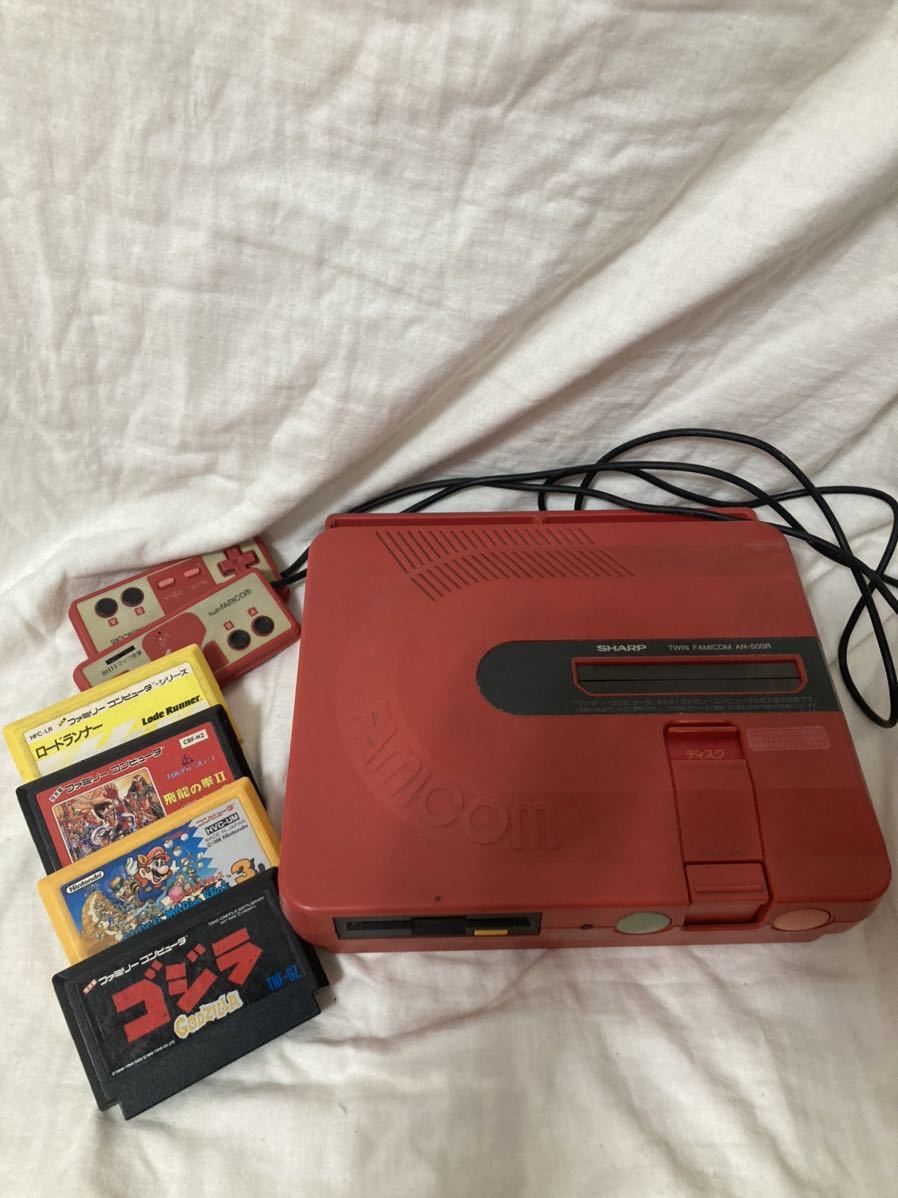 ツインファミコン 美品 シャープ 赤 AN-500R 【公式通販】