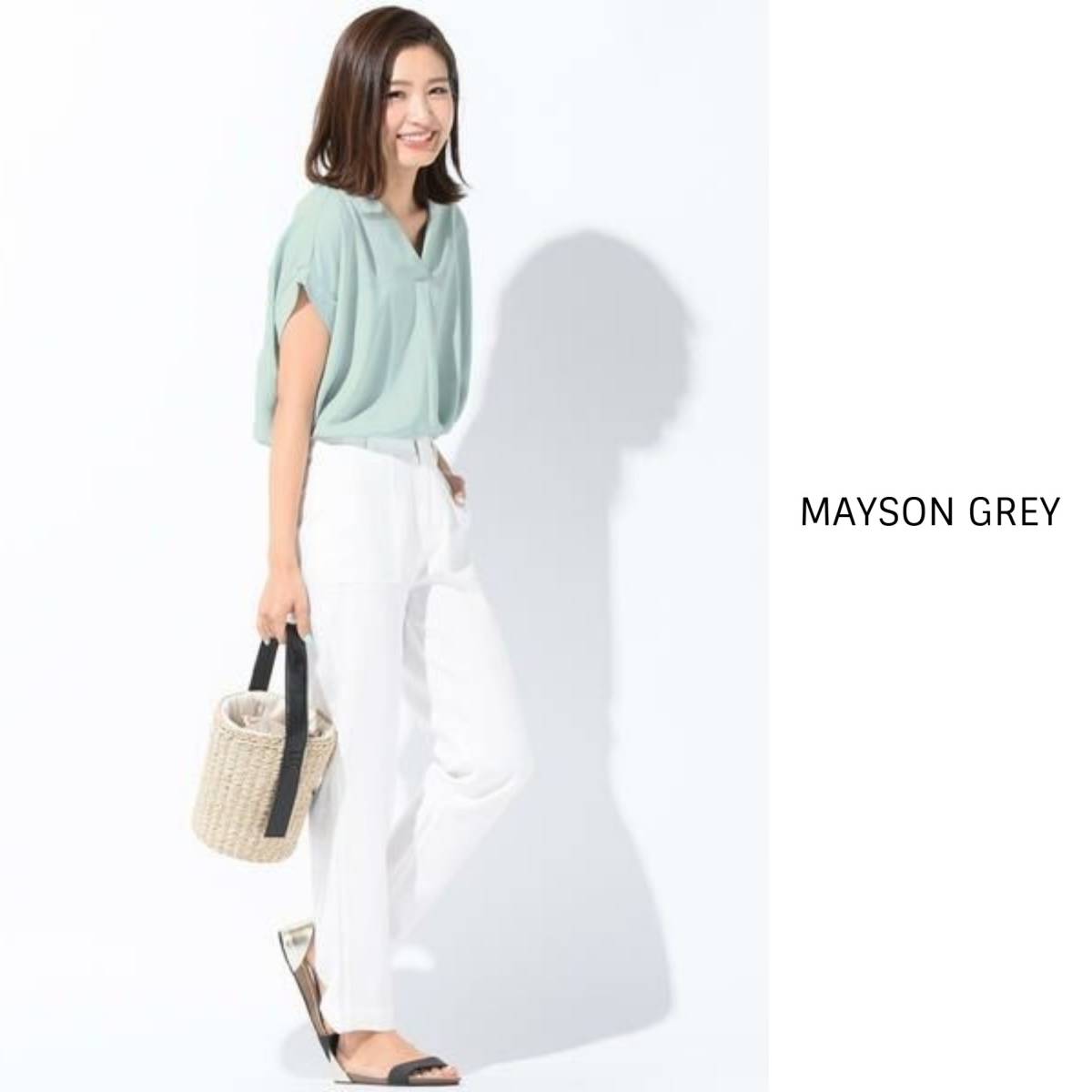  メイソングレイ MAYSON GREY 洗濯機OK Vネックタックブラウス 2サイズ M-S 3422(メイソングレイ)｜売買されたオークション情報、yahooの商品情報をアーカイブ公開 - オークファン メイソングレイ