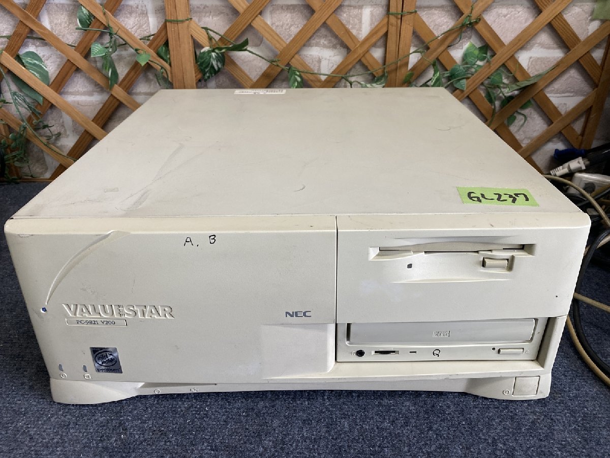 NEC PC-9821V200⁄SZC 送140サイズNEC MMXP-200⁄MEM31.6MB⁄HDD