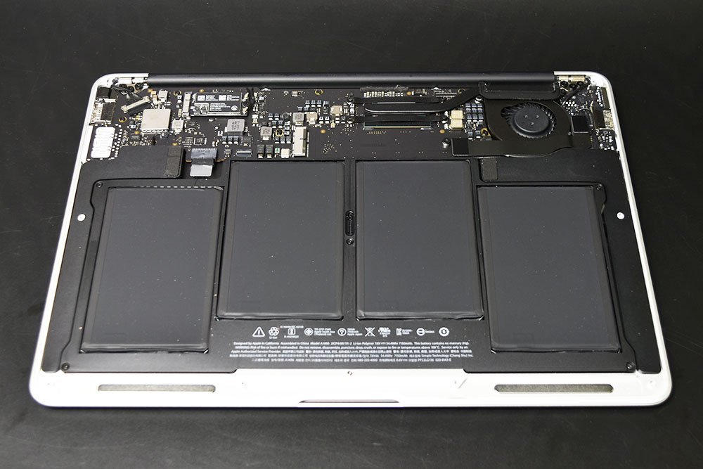 特典付き予約 動作OK傷少 充放電回数158回 MacBook Air 13 inch 2017