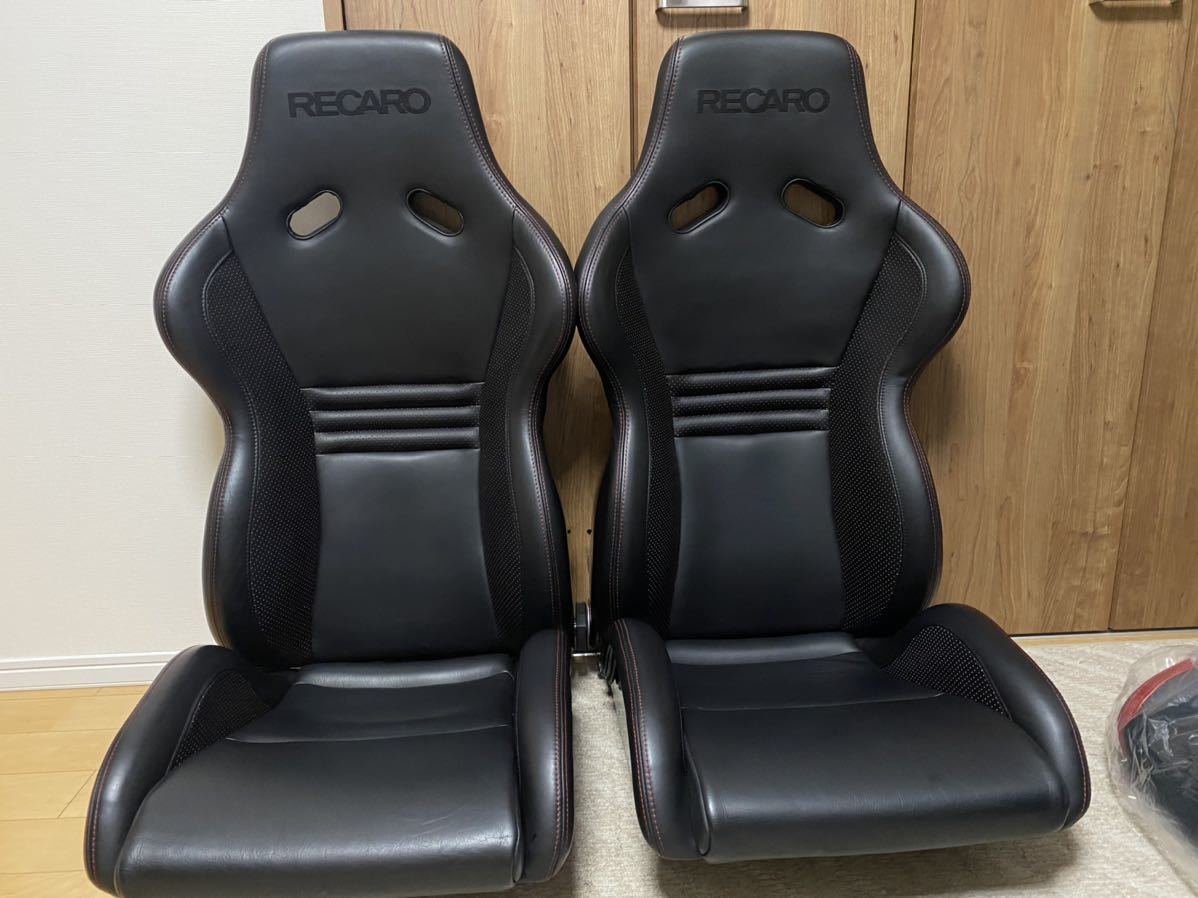 極上品 カーボン調 本革 レザー｜折り財布