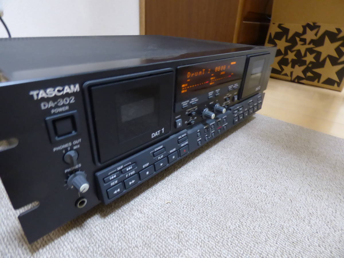 ダイレクトコピー機能搭載プロ業務用ダブルDAT TASCAM DA-302 DA