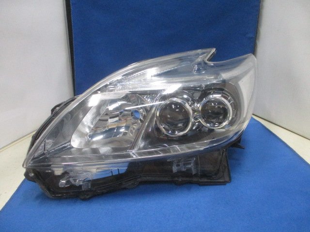トヨタ プリウス ZVW30 後期 左ライト/左ヘッドライト LED 純正 KOITO