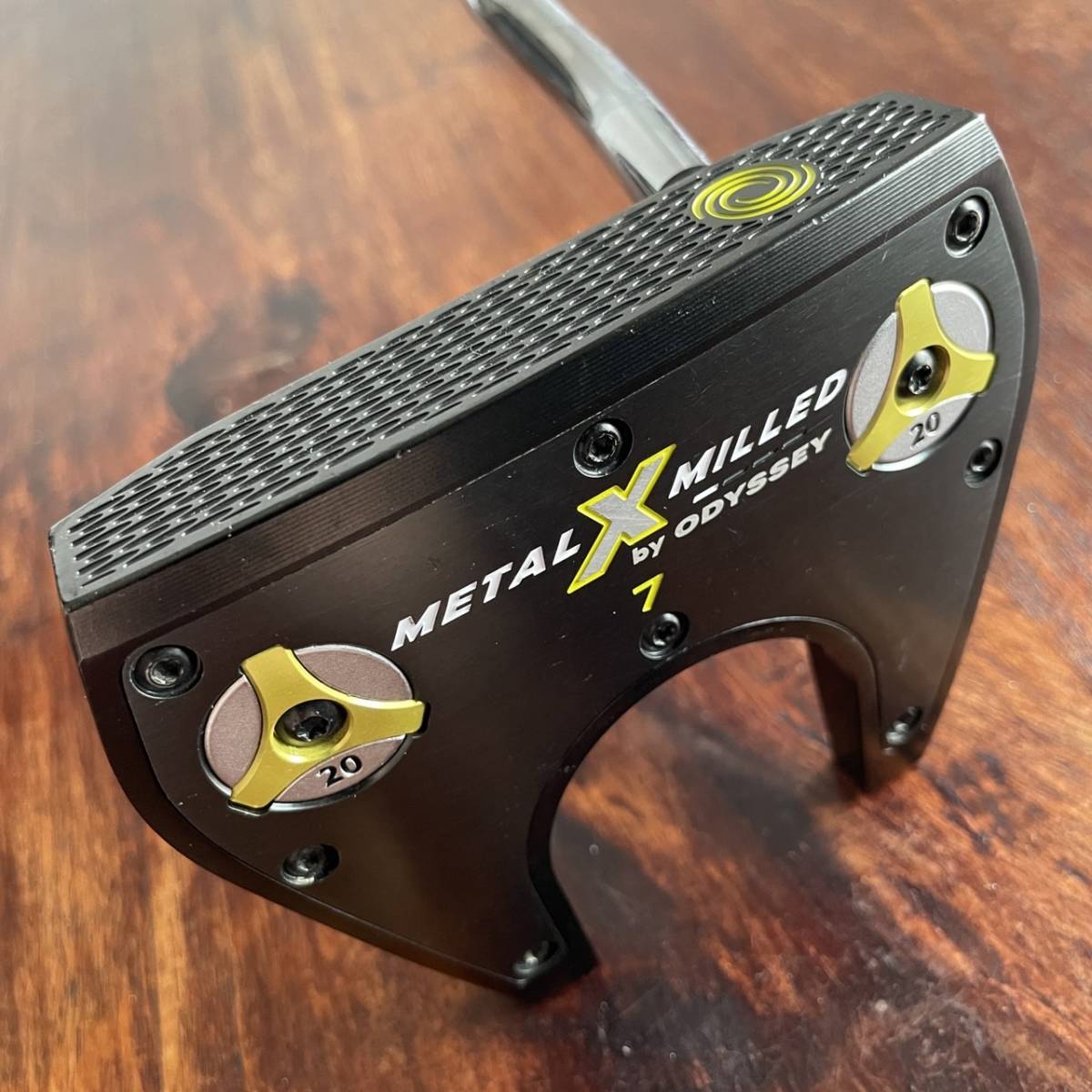 【メンズ右】オデッセイ L X MILLED パター 7 Odyssey L X 7 MID パター オデッセイ 男性右利き用 ゴルフクラブ 川崎