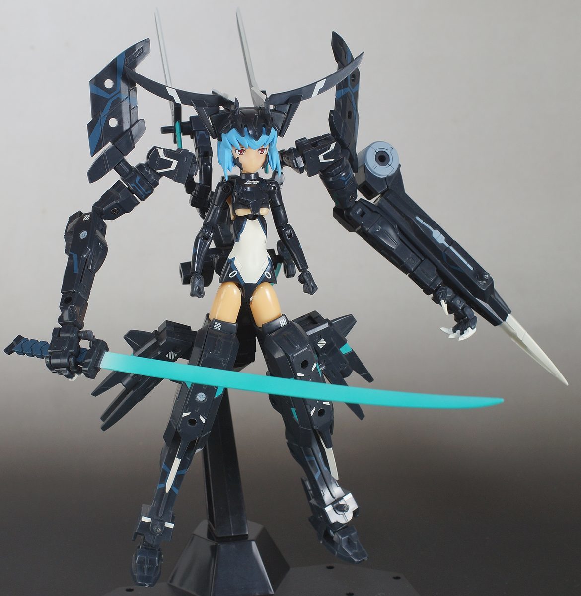 武装神姫 ストラーフmk 2 ビ田３ フルアームズパッケージ ラヴィーナ 欠品有り 18 Off ラヴィーナ