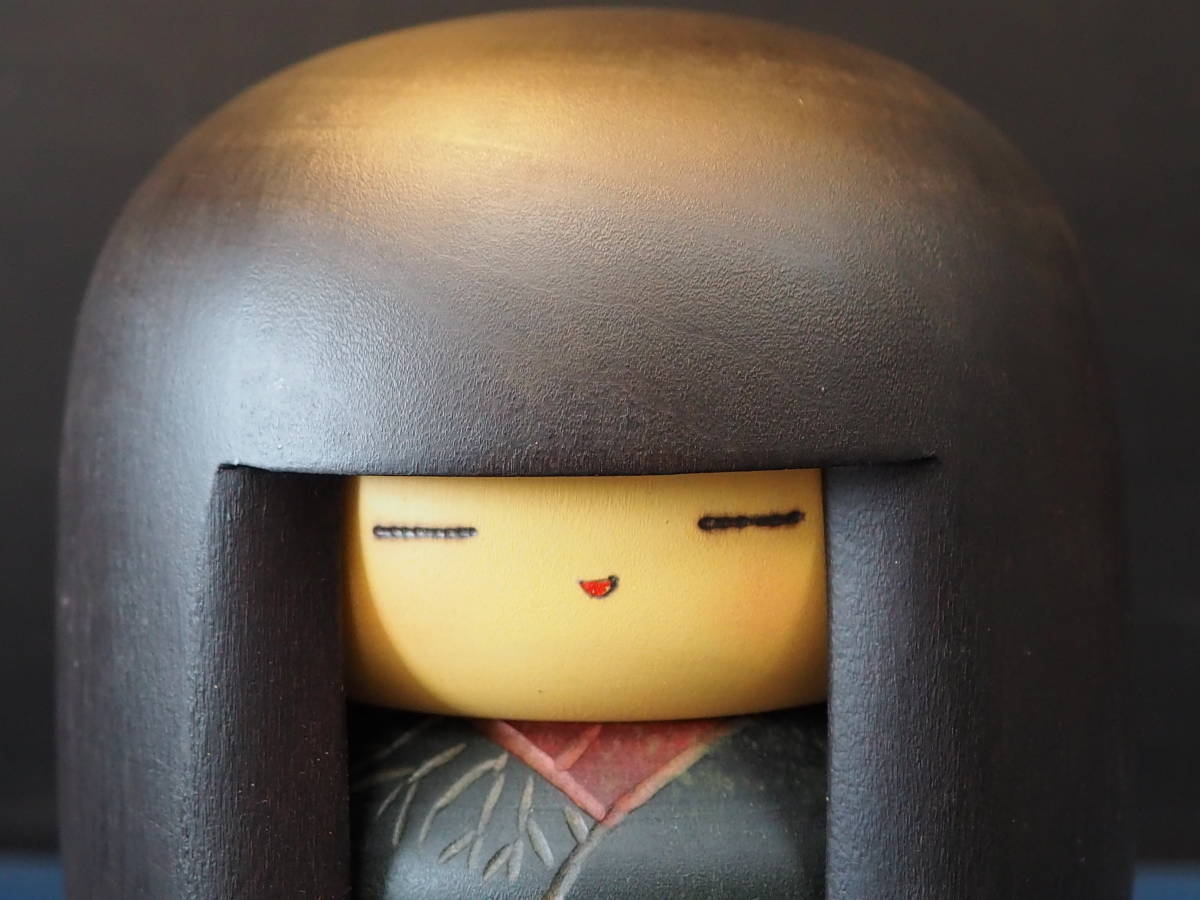 創作こけし 箱有 関口三作 童女 関口三作 創作こけし 童女 - 内閣総理