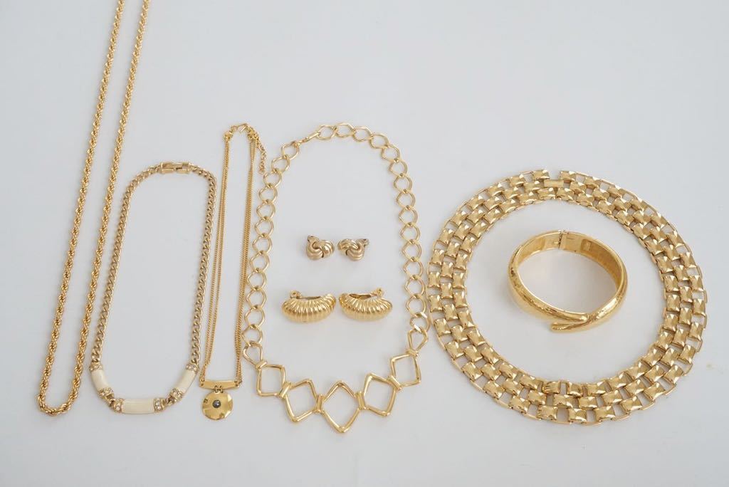 B493 MONET/モネ ゴールドカラー ヴィンテージ ネックレス イヤリング