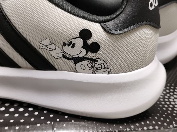  スタンスミス Disney ミッキー ミニー 24cm 未使用級 アディダスディズニースニーカー ミッキー アディダス 画像 adidas