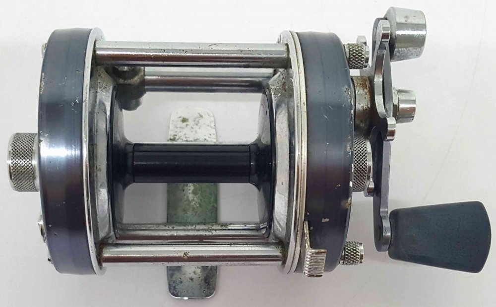 ☆【中古】ABU アブ Ambassadeur アンバサダー 6500C ベイトリール【60