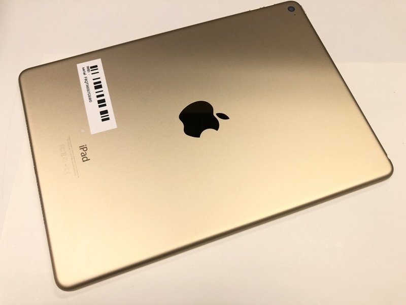 品質保証，人気】 CL818 iPad Air 第2世代 Wi-Fiモデル 64GB ゴールド