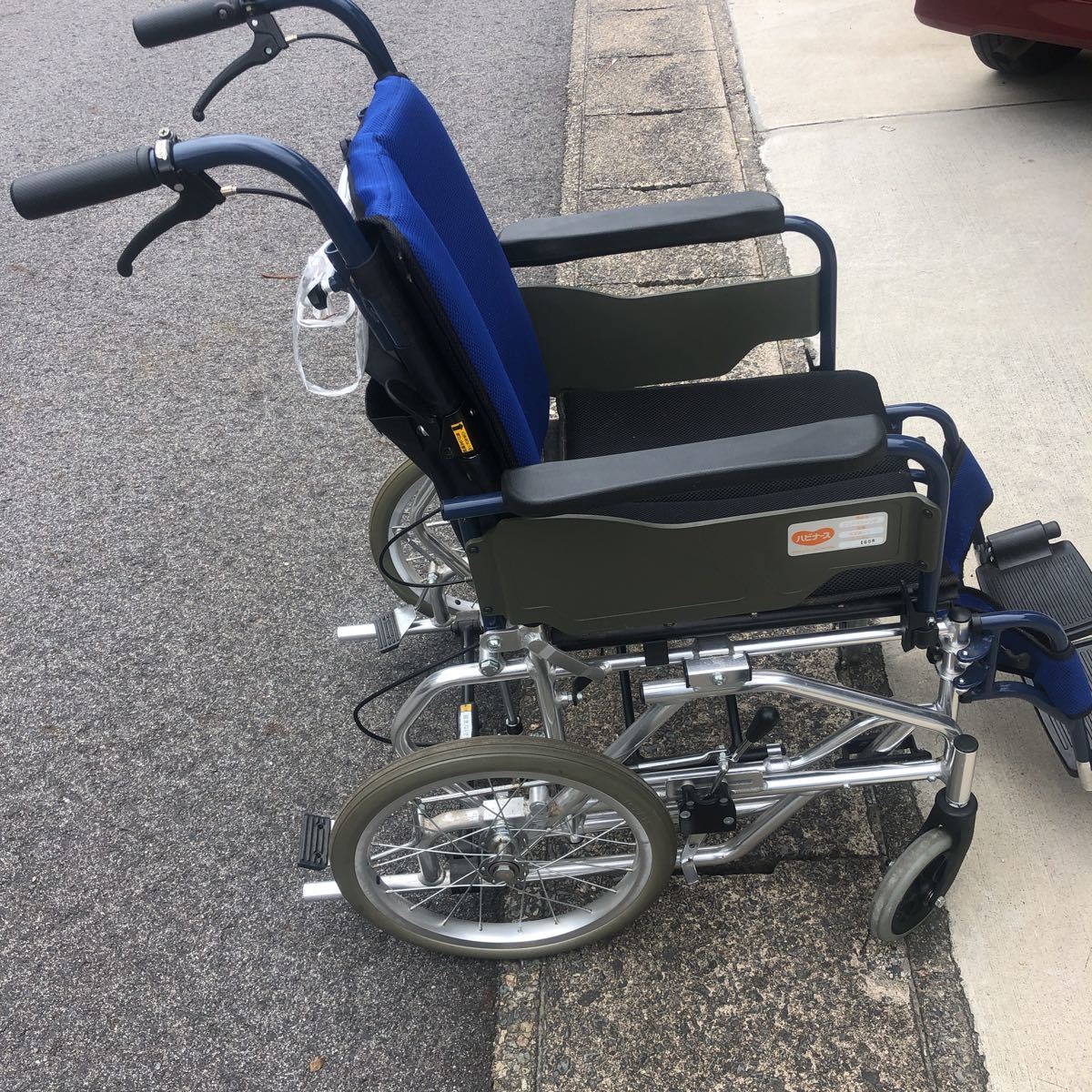 ハビナース 車椅子 NSW-1 ニュースゥイング 介助用 【公式通販】