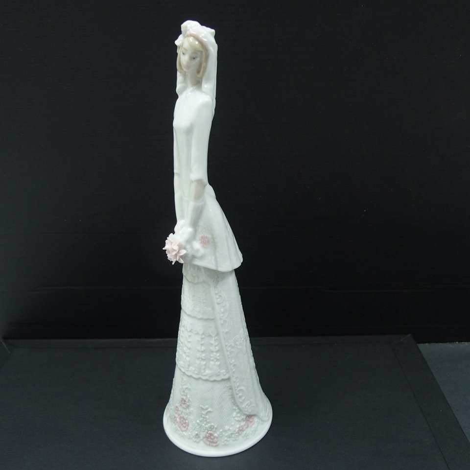 m002 B1【LLADRO リヤドロ ウエディング ブライダルベル 花嫁 花束