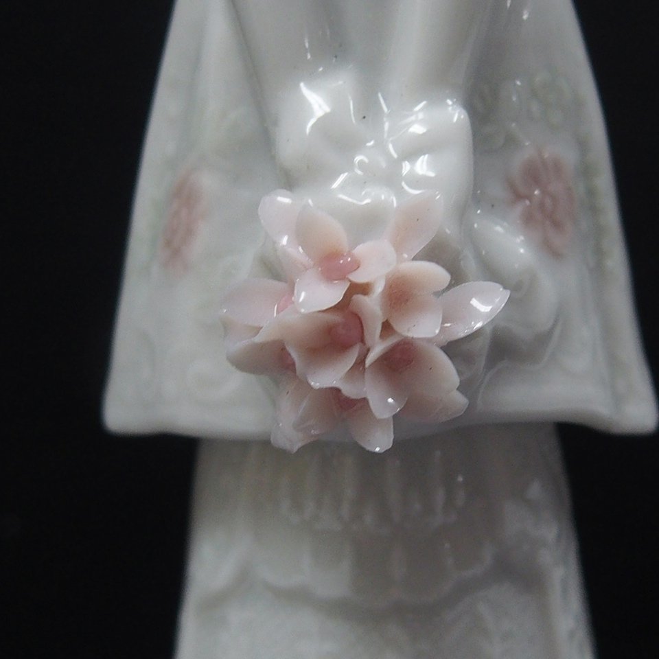 m002 B1【LLADRO リヤドロ ウエディング ブライダルベル 花嫁 花束