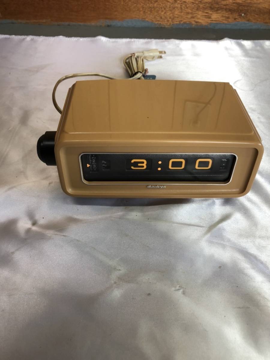 SANKYO パタパタ(クルクル)時計 Restoring a Retro Flip Clock - YouTube