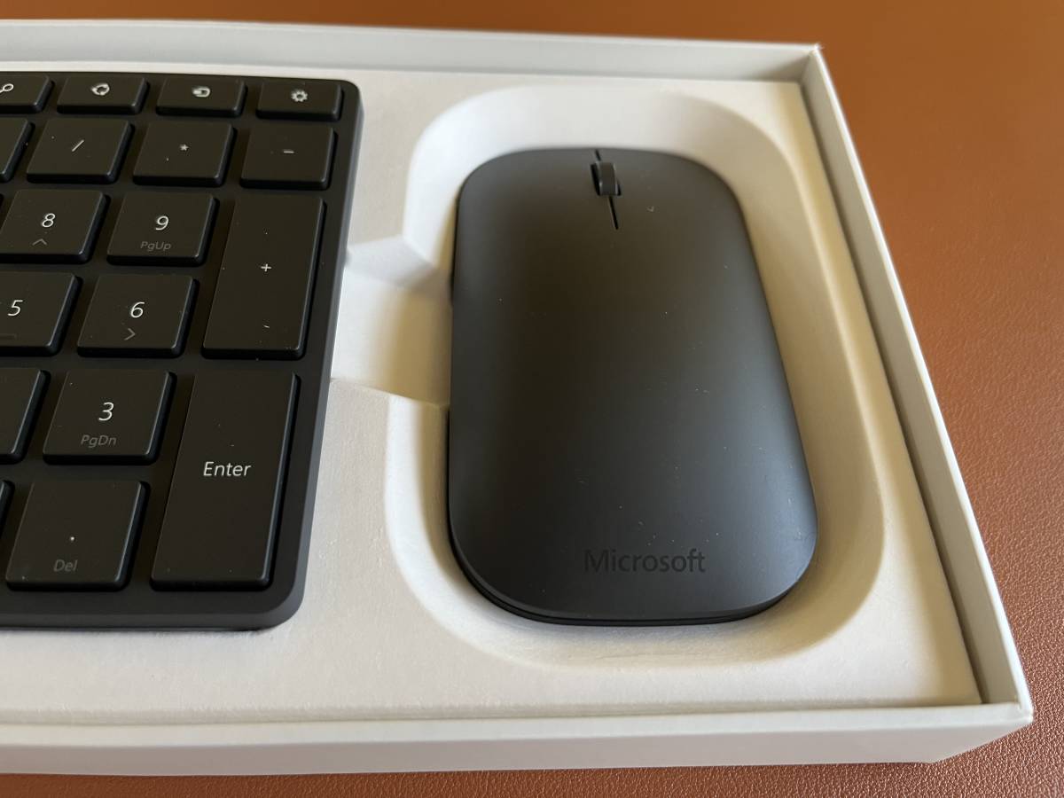 送料無料】Microsoft Designer Bluetooth Desktop 7N9-00023 【未使用