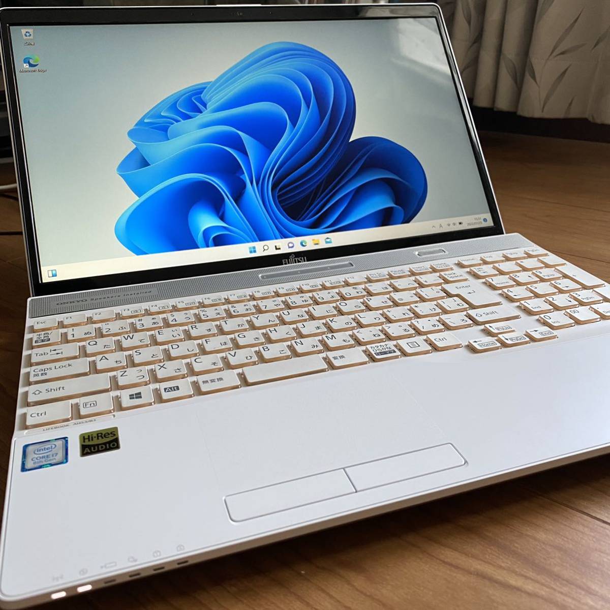 Asus Zenbook UX21 Ultrabook, The New Thin - Page 8 | HotHardware