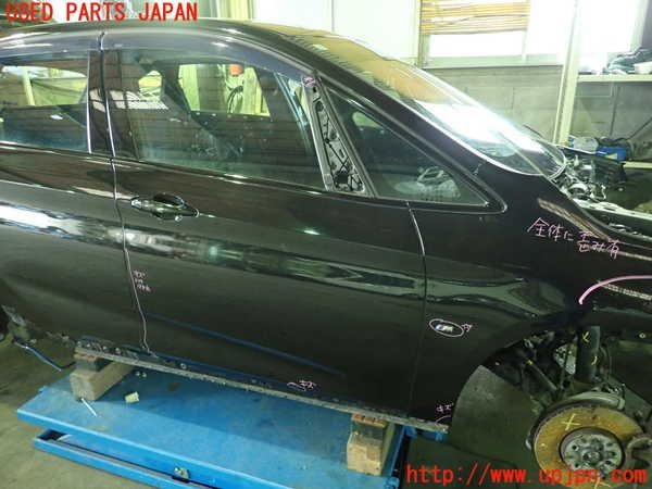 1UPJ-85321230]BMW 218i アクティブツアラー(2A15 F45)右前ドア 中古