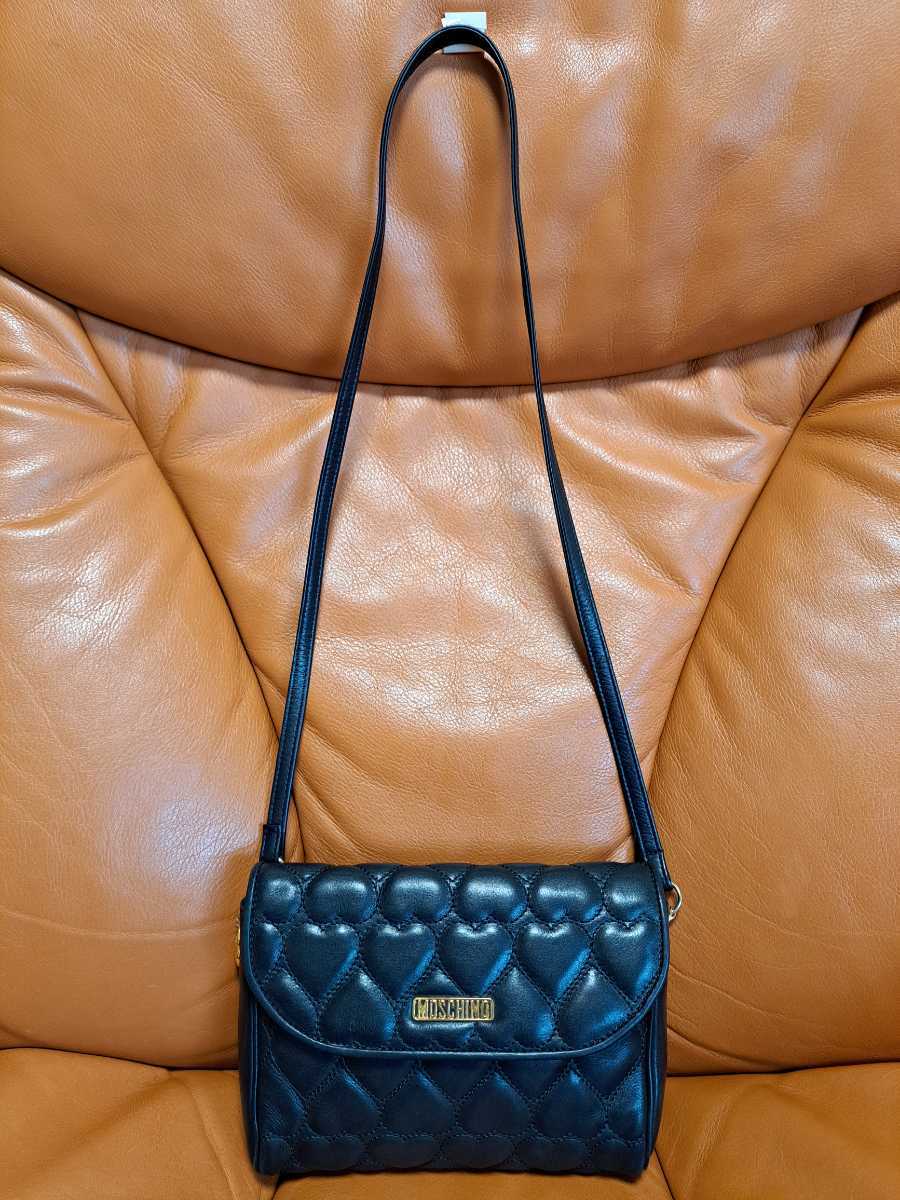 MOSCHINO モスキーノ レザーショルダーバッグ MOSCHINOミニポーチ付き 