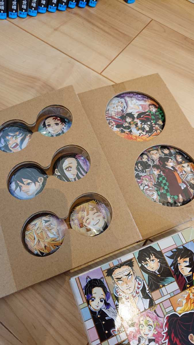 鬼滅の刃 全巻セット 外伝 零巻 22巻缶バッジ+小冊子同梱版 【公式通販】