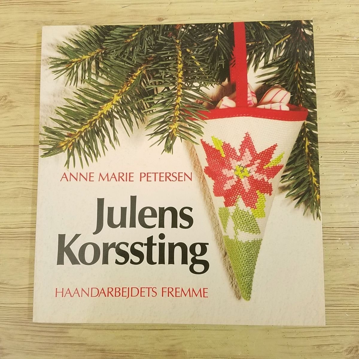 手芸系[フレメ クリスマス・クロスステッチ図案集 Julens Korssting