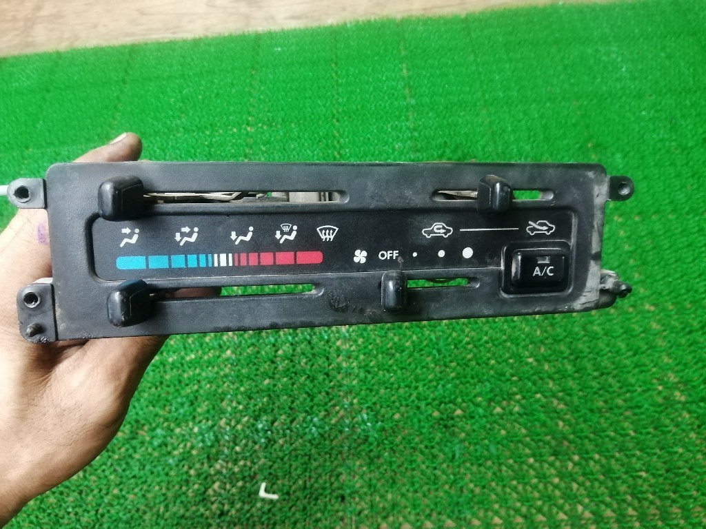 ハイゼット トラック 200 210 S200P S210P 純正 エアコンスイッチ 