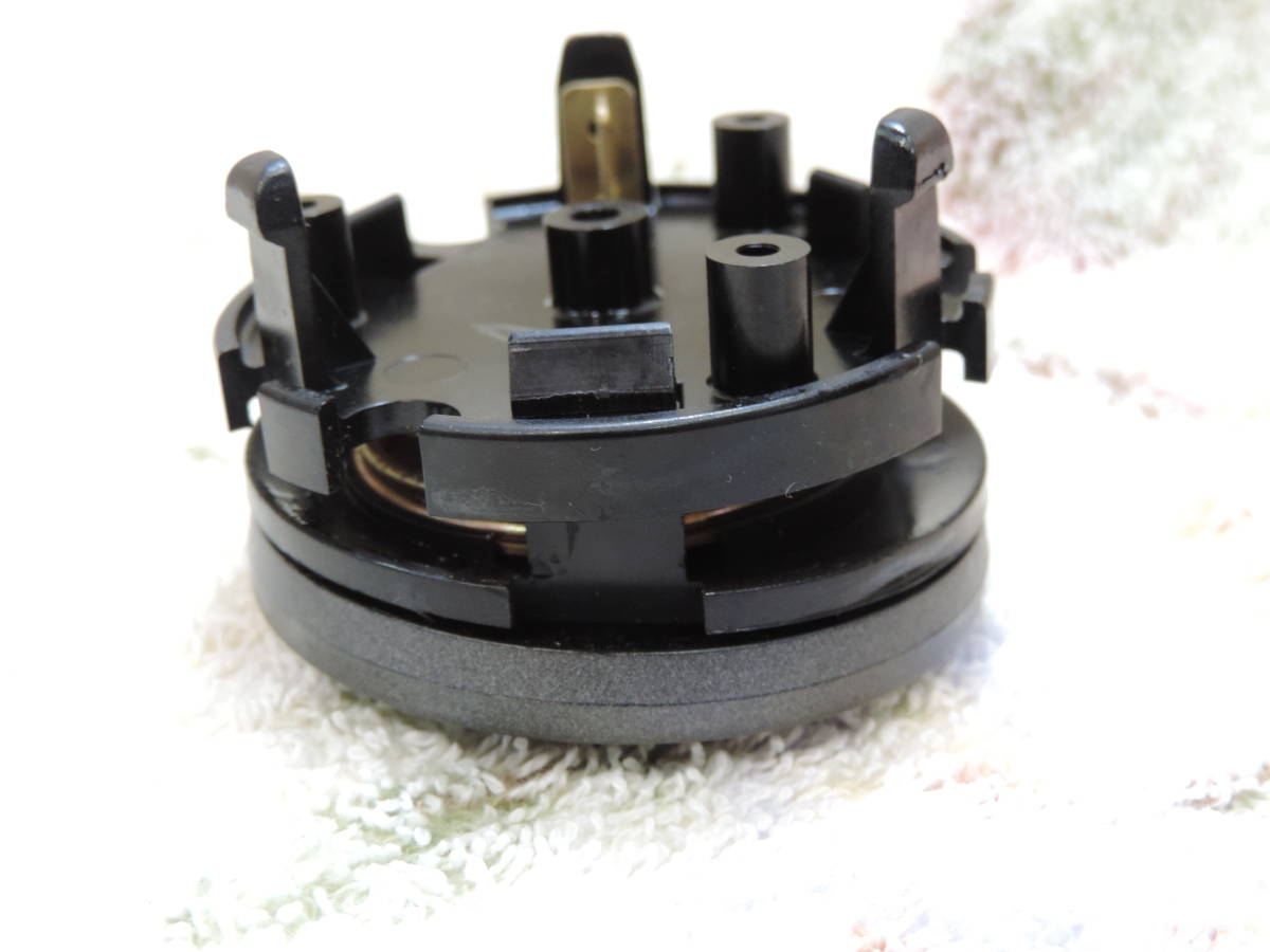 D-36 中古品 後期 スカイライン R32 純正ホーンボタン BNR32 GT-R R32