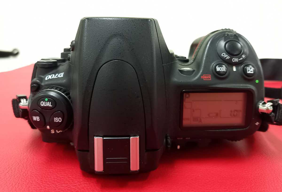 □A Nikon D700 FX 一眼レフ デジタルカメラ ボディ バッテリー 