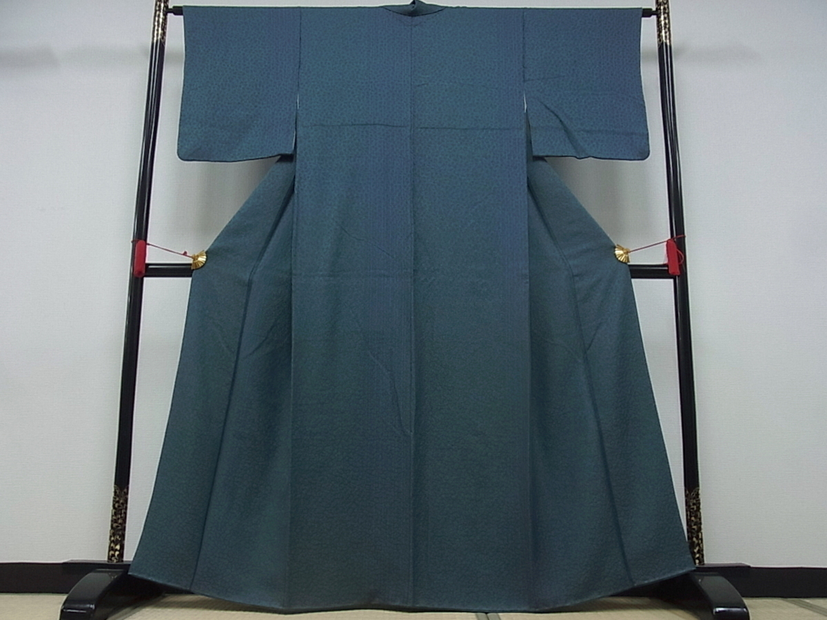 着物屋こころ□上質な小紋 逸品 正絹 小紋 紬地 菊唐草 上質な