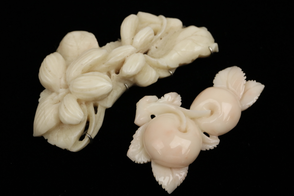 珊瑚 帯留め ブローチ 等 まとめて 7点 総重量 約72g 赤珊瑚 精緻花