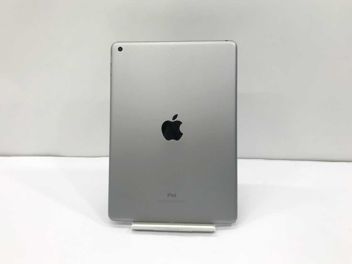iPad Apple - 0 Wi-Fiモデル com Gray (2018) 32GB Space Wi-Fi 第6世代