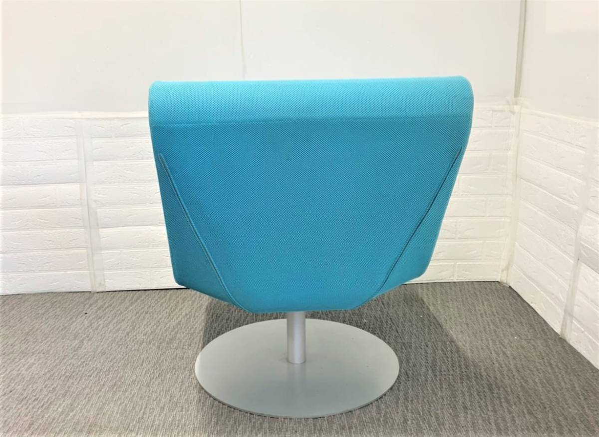 0810C Cassina/カッシーナ IXC ラウンジスペシャルチェア スカイブルー 